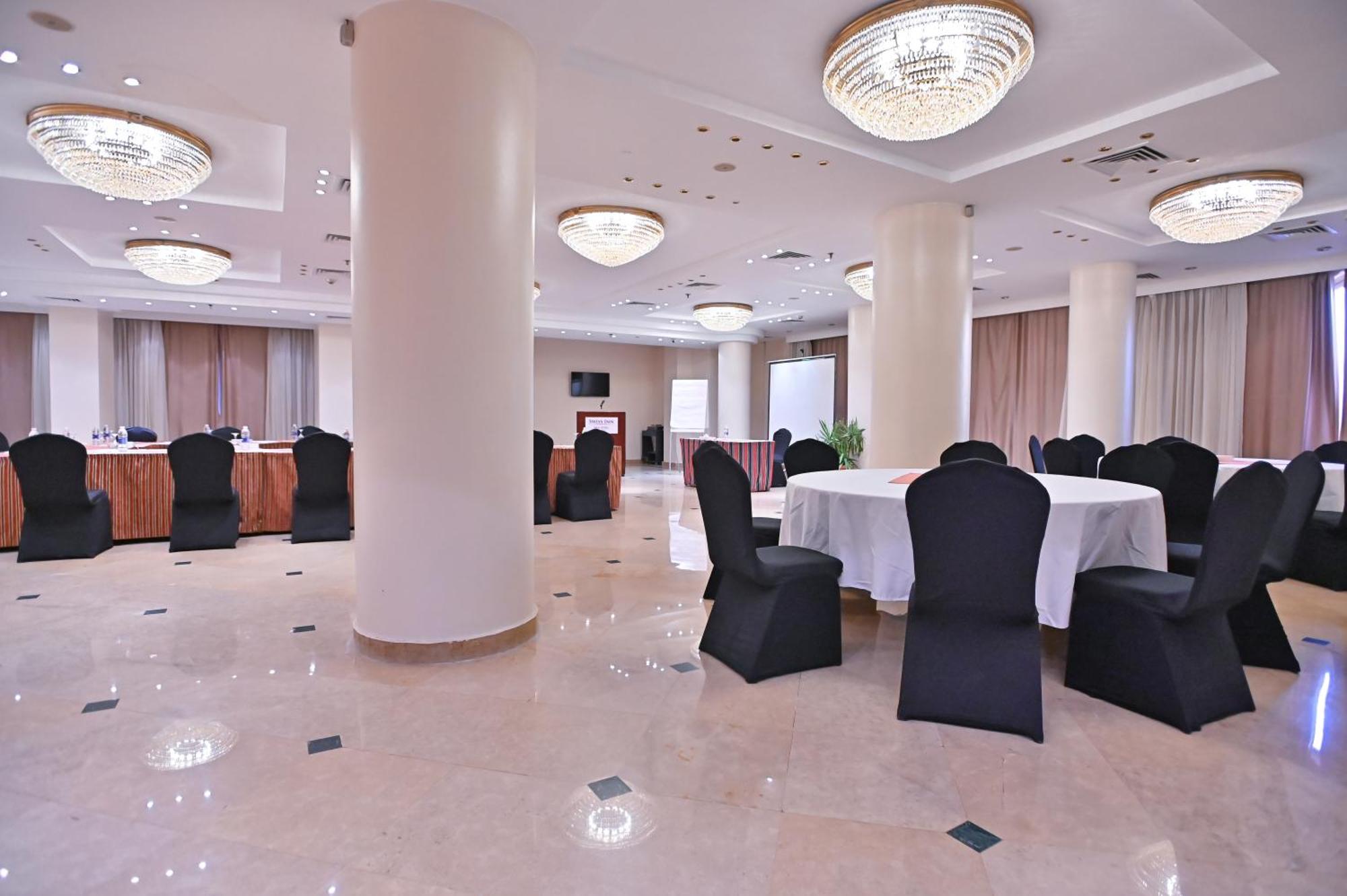 Swiss Inn Nile Hotel Giza Extérieur photo