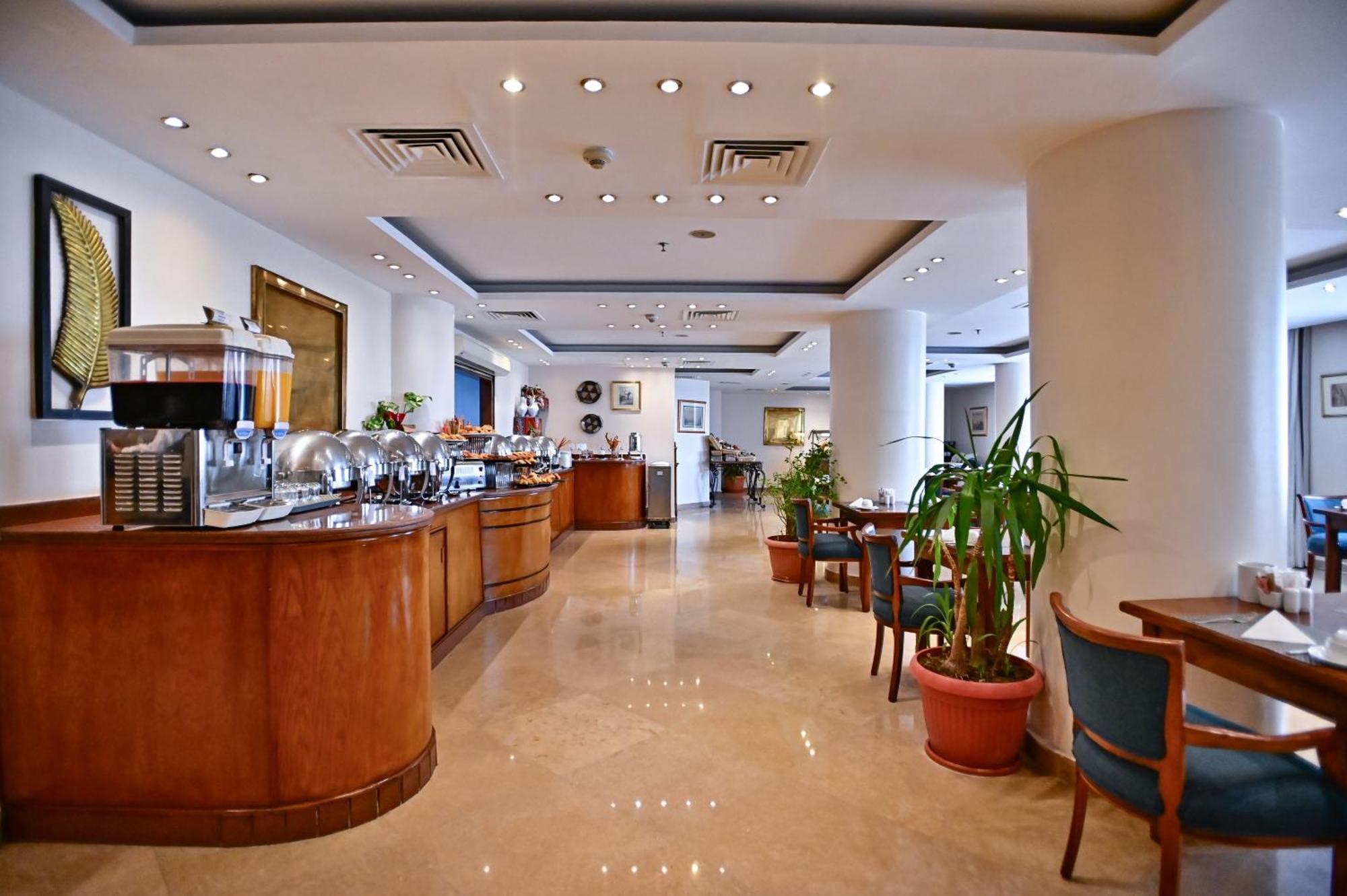 Swiss Inn Nile Hotel Giza Extérieur photo