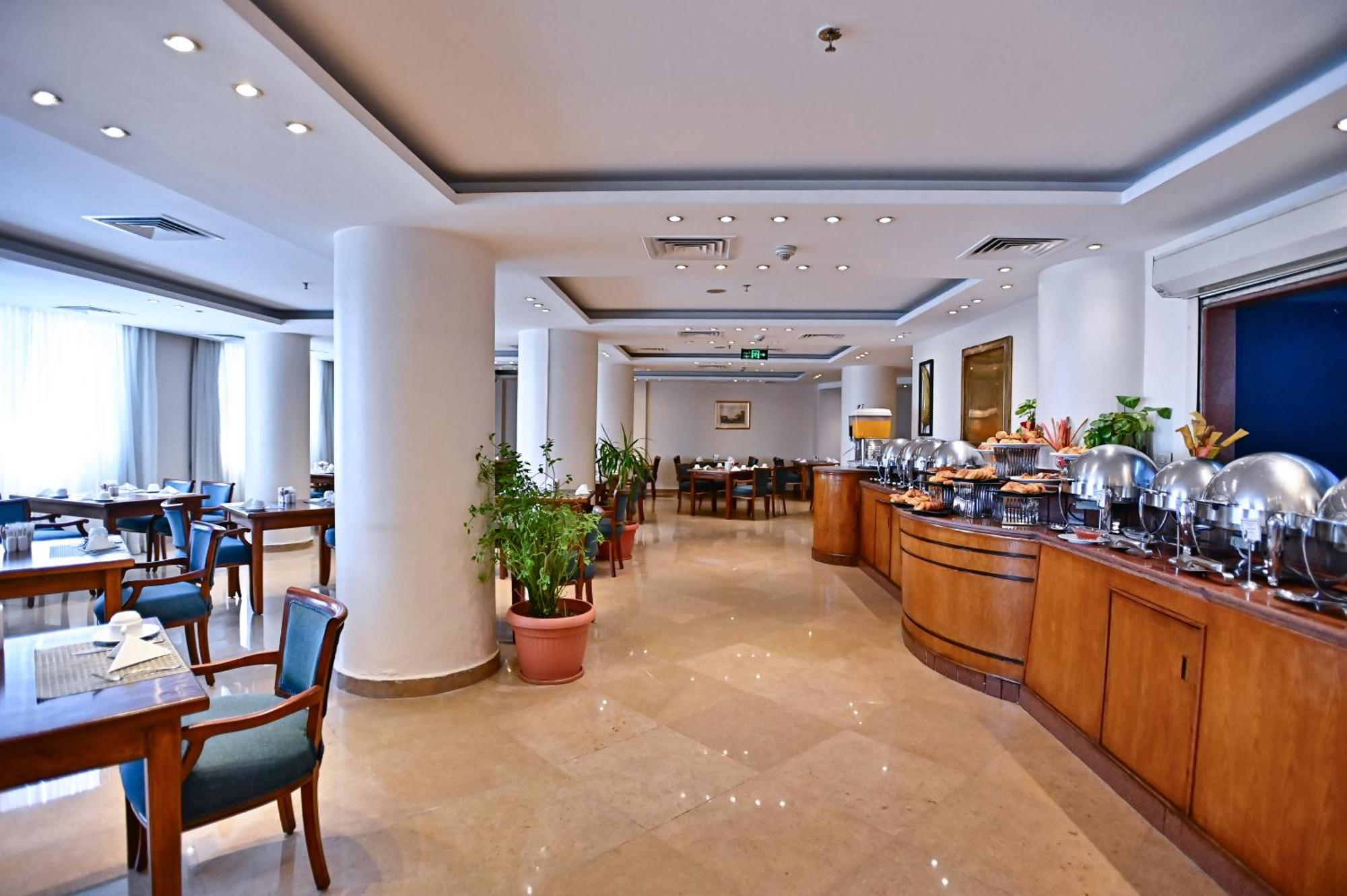 Swiss Inn Nile Hotel Giza Extérieur photo