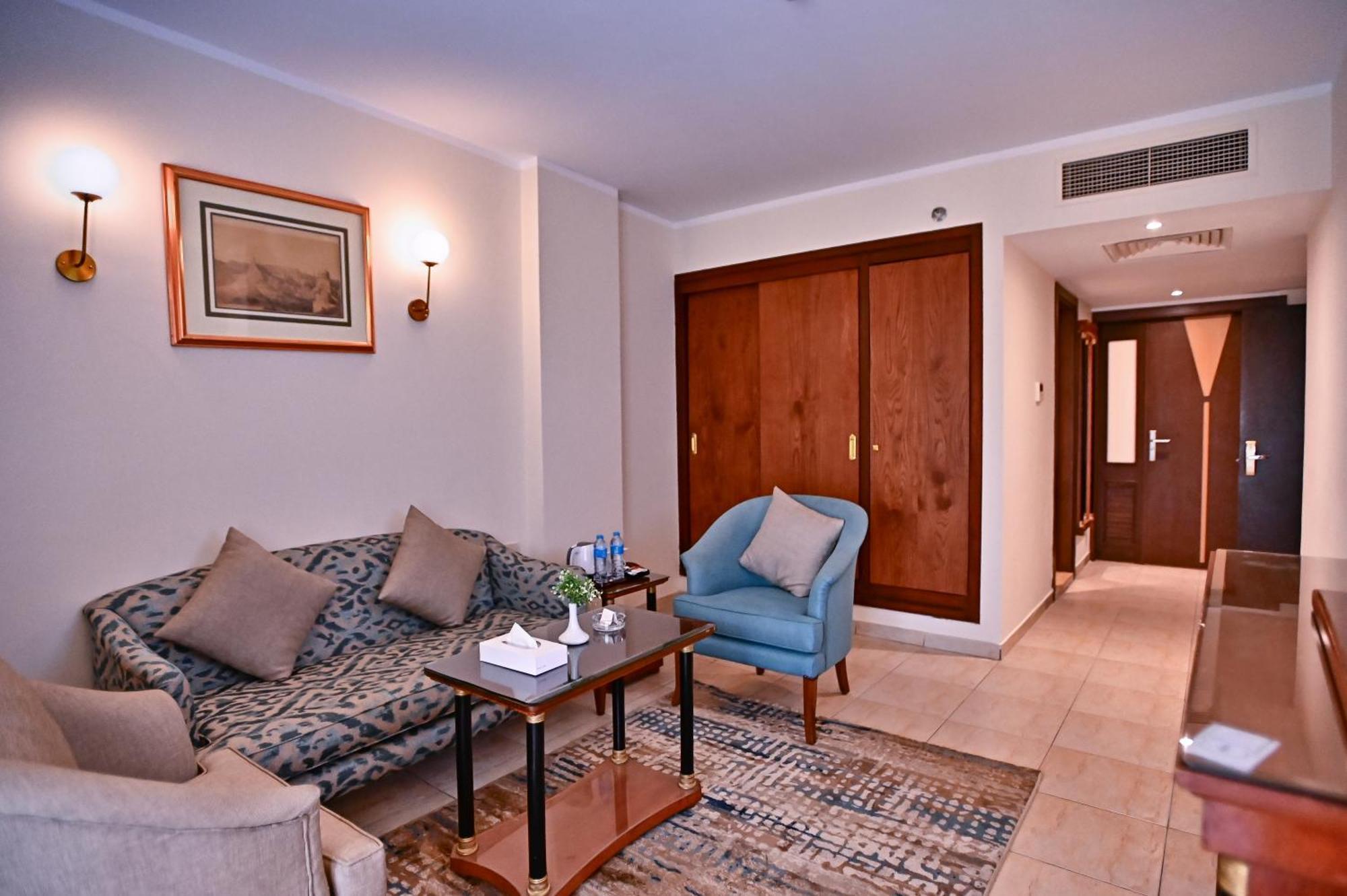 Swiss Inn Nile Hotel Giza Extérieur photo